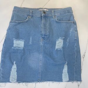 PULL& BEAR SKIRT
